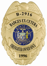 Eagle Topped Badge B2916