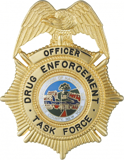 Eagle Topped Badge B10019