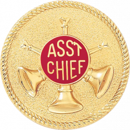 Assistant Chief with Three Crossed Horns on a Disc with Rope Edge