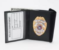 Traditional Bi-fold Badge and ID Wallet Style DK-15