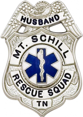 Eagle Topped Shield Family Badge FB16