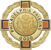 Round Wreath Type Badge M182D