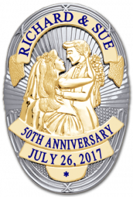 Oval badge with Bride & Groom S565