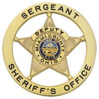 Five Point Star Badge on Round Disk S611