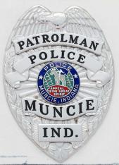 Eagle Topped Badge S100-C